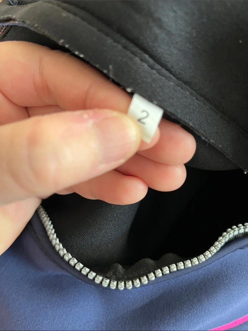 Seaskin Kids Navy and Hot Pink Short Sleeve Rashguard Wetsuit Size 2
